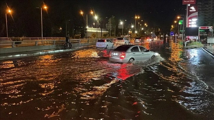 Hatay'ı Bu Kez Sağanak Vurdu 