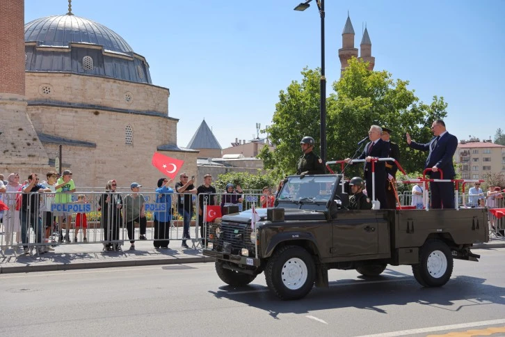 Sivas'ta 30 Ağustos Coşkuyla Kutlandı