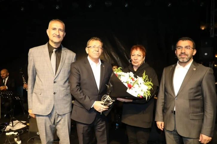 Sivaslı Müzisyenler Kars’ta Konser Verdi