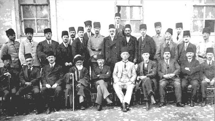 'Sivas Kongresi'nde Ulusumuzun Kaderi Şekillendi'