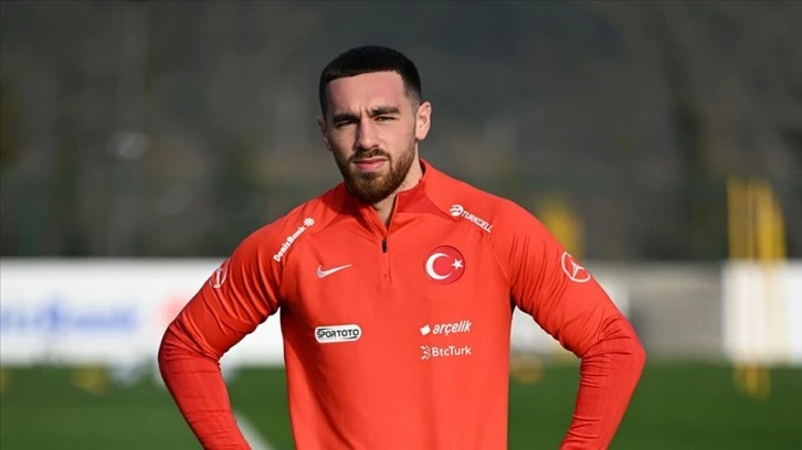 Orkun Kökçü,  'Yılın Futbolcusu' Ödülüne Aday Gösterildi