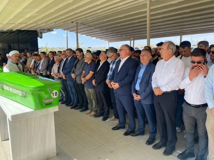 Belediye Meclis Üyesi Son Yolculuğuna Uğurlandı 