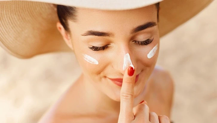 Uzmanı Açıkladı: 'Güneş Kreminin D Vitamini Eksikliğine Etkisi Yok'