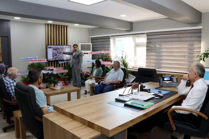 Değerlendirme Toplantısında Sivas'taki Anaokulu ve İlkokullara Yönelik Planlar Konuşuldu 