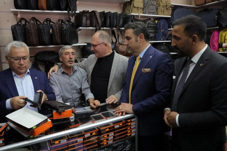 Sivas Heyeti Yerel Esnaf İçin Yürüdü