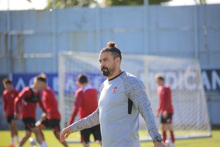 Servet Çetin Açıkladı Sivasspor'un Büyük Sıkıntısı Var!