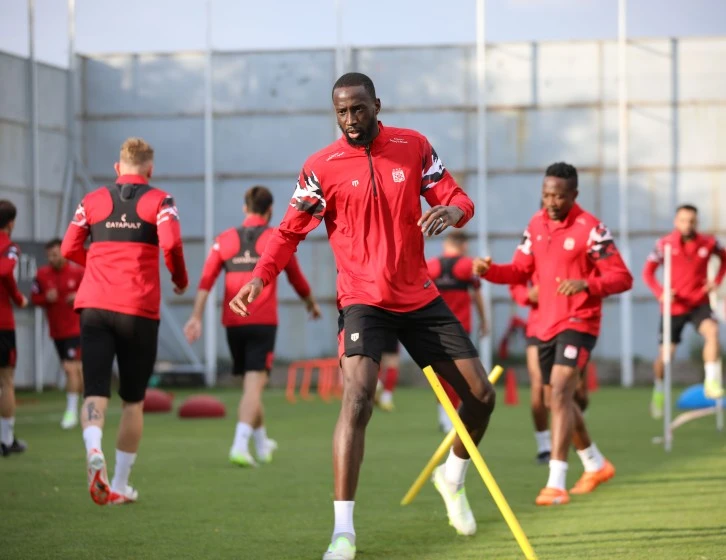 Sivasspor Kötü Gidişata Dur Demek İstiyor  