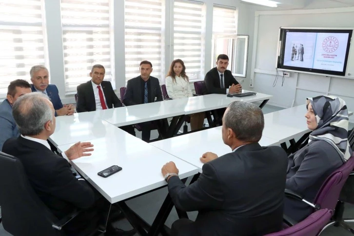 Müfettişlerle Bir Araya Geldi