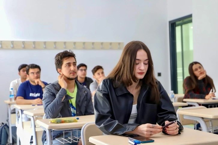 SBTÜ'deki Bu Öğrenciler Hazırlık Sınıfı Okumayacak! 