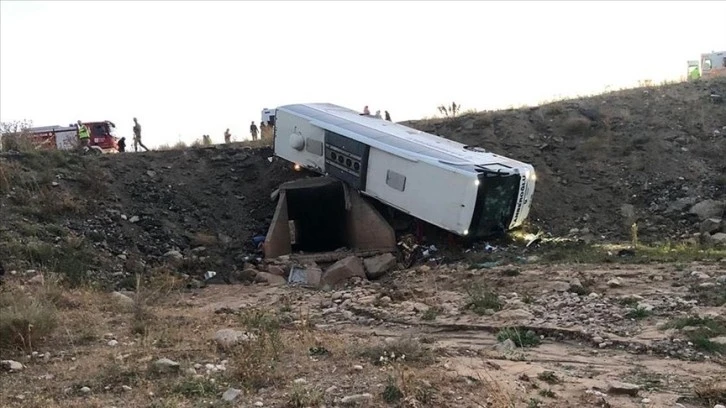 Erzurum'da Feci Kaza: 3 Ölü, 22 Yaralı 