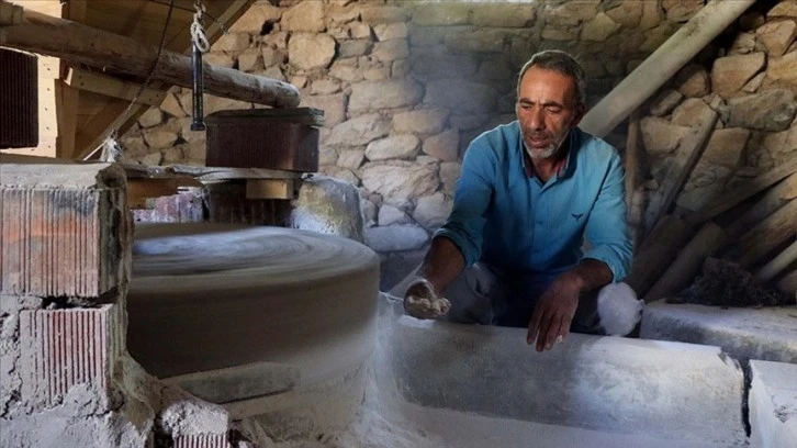 Baba Yadigarı Değirmenin Çarkları 30 Yıl Sonra Yeniden Dönmeye Başladı 