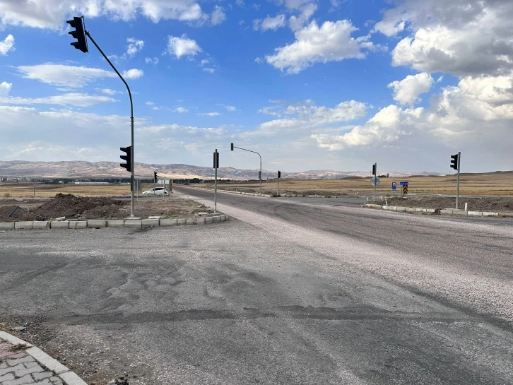 'Ölüm Kavşağı' Şimdi de Elektrik Bekliyor!