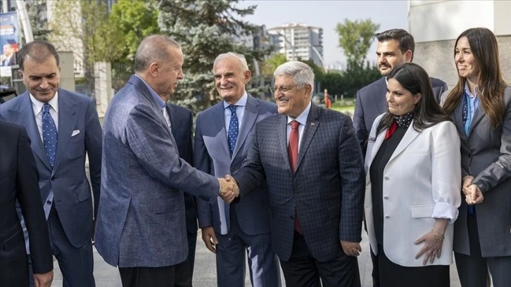 Cumhurbaşkanı Erdoğan, AK Parti Genel Merkezi'ne Geldi