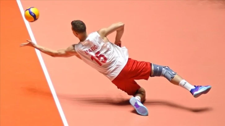 A Milli Erkek Voleybol Takımı Japonya'ya 3-0 Yenildi