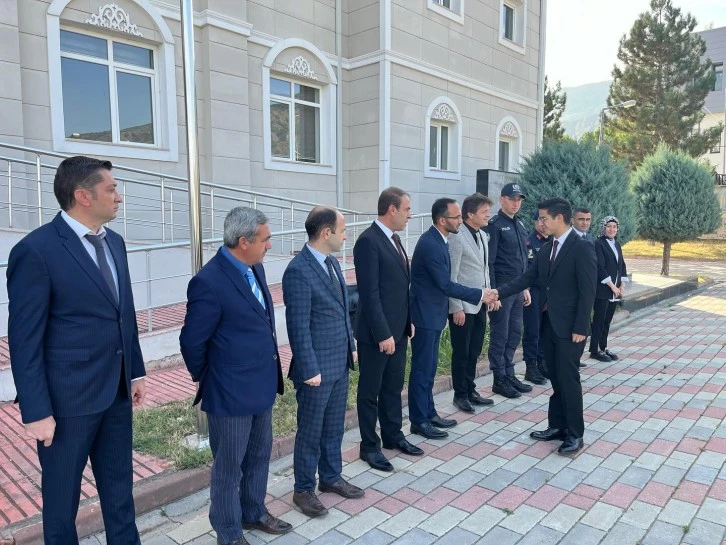Akıncılar Kaymakamı Göreve Başladı 
