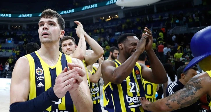 Fenerbahçe'den Muhteşem Geri Dönüş! 