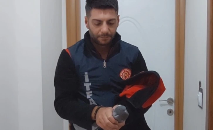  Sivaslı İtfaiyeciler  Güvercin için Seferber Oldu