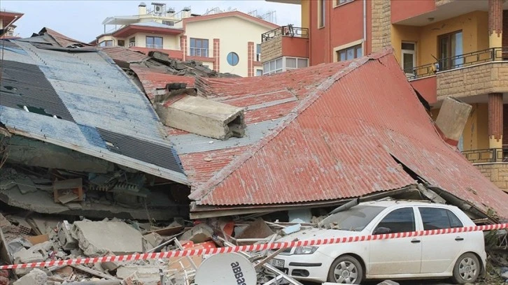 Van Depreminin Ardından 12 Yıl Geçti 