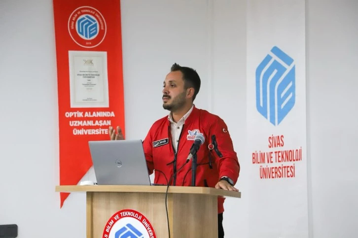 T3 Vakfından Burs Nasıl Alınır? Uzmanı Anlattı 