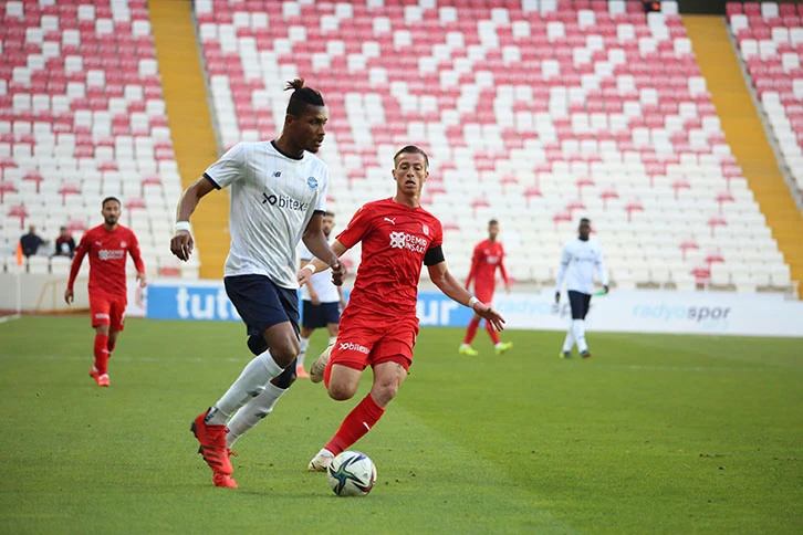 Sivasspor Evinde İlk Galibiyetini Almak İstiyor 