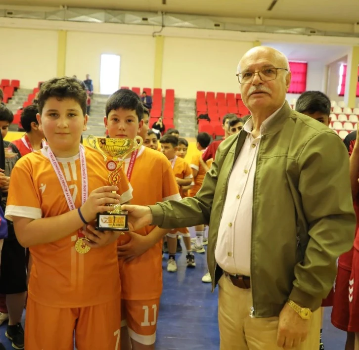 Sivas’ta Ödüller Sahiplerini Buldu