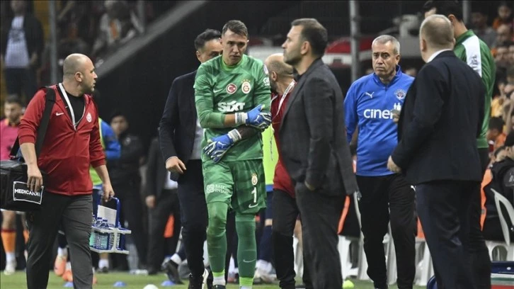 Galatasaray'a Muslera Şoku! 