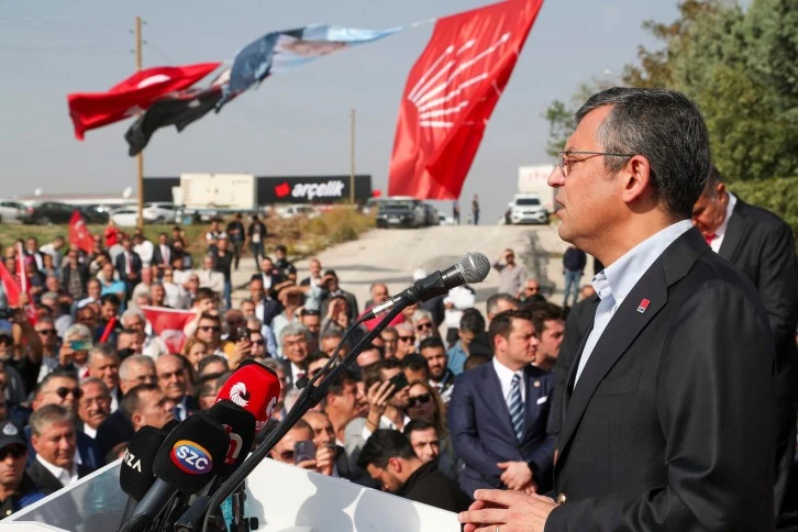 Özel, İlk Ziyaretini Hatay'a Gerçekleştirdi