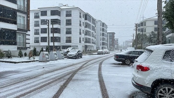 Bazı İl ve İlçelerde Okullar Tatil Edildi 