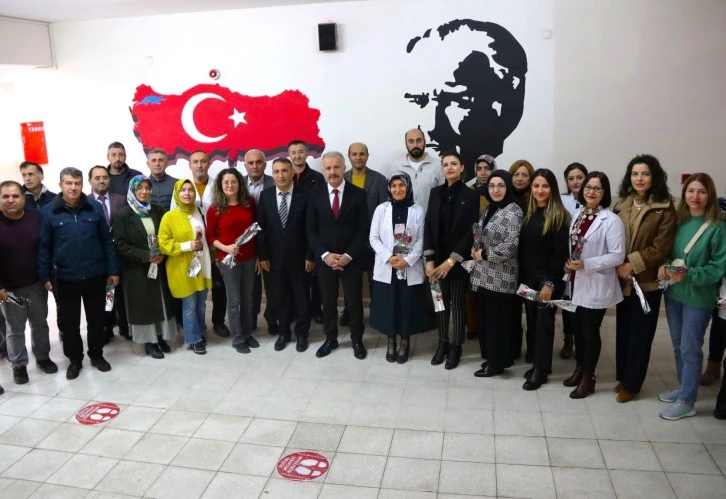 Akademik Anlamda Başarılı Olmalıyız