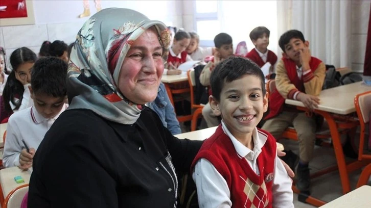 Otizmli Aytekin, Öğretmen Sevgisiyle Hayata Bağlandı