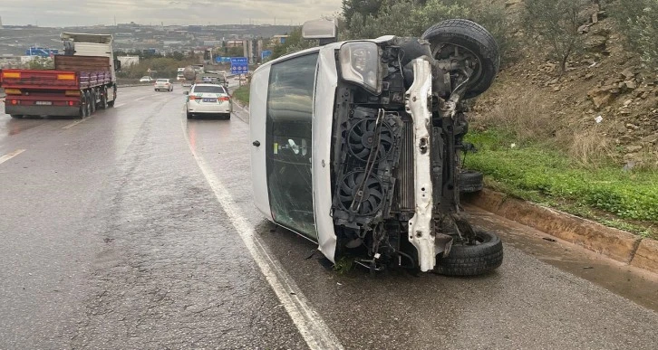 İşçi Servisi Devrildi : 1’i Ağır 9 Yaralı