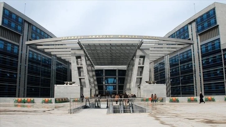 15 Sosyal Medya Fenomenine Yurt Dışına Çıkış Yasağı