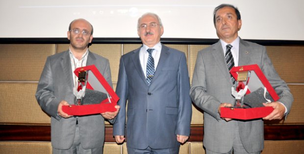 Gönüllü Kan Bağışçıları Ödüllendirildi