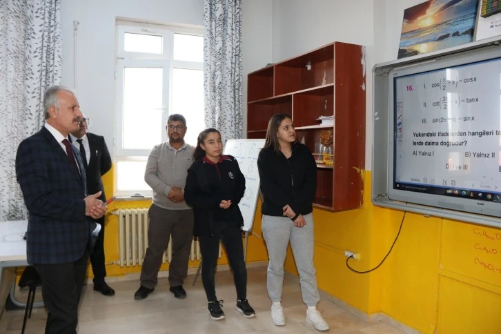 YKS'ye Hazırlanan Öğrenciler Derslerinize  Odaklanın