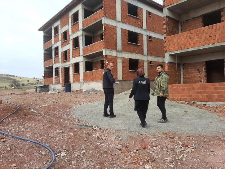 AFAD Müdürü Ekinci Afet Konutlarını İnceledi