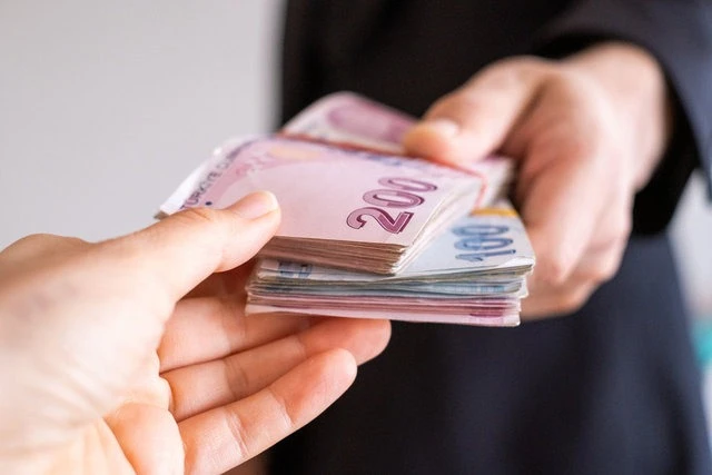 Esnaf Yeni Yılda Düşük Faizli Kredi İstiyor