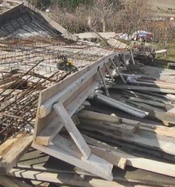 İnşaat Halindeki Binada Göçük: 3 Yaralı