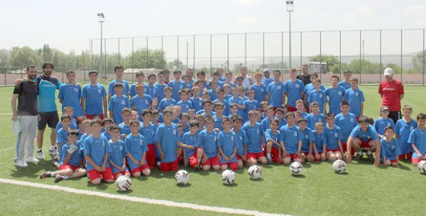 Futbol Yaz Okuluna Yoğun İlgi