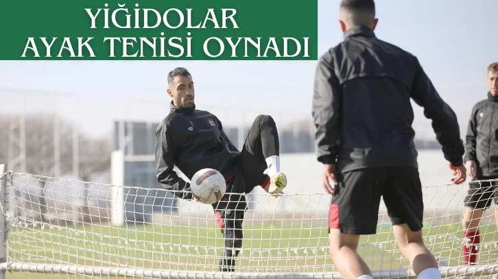 Yiğidolar Ayak Tenisi Oynadı