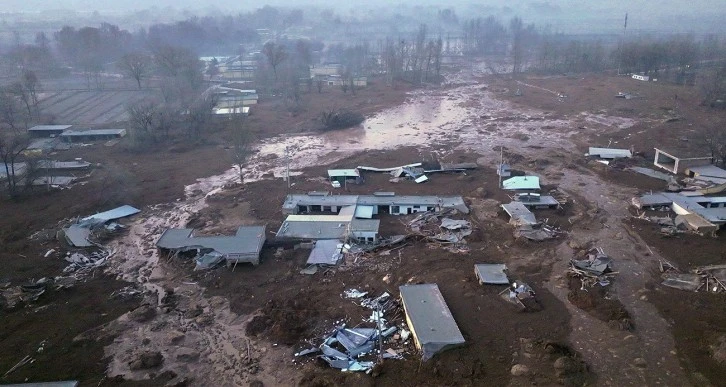 Çin'de Korkutan Depremde 118 Kişi Öldü 