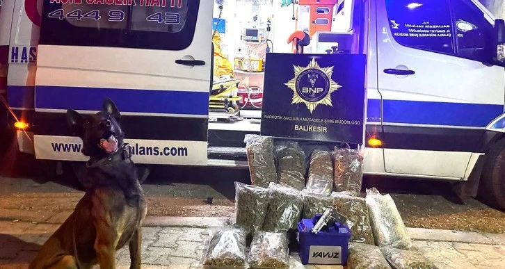 Ambulansla Uyuşturucu Sevkiyatına Nefes Kesen Operasyon