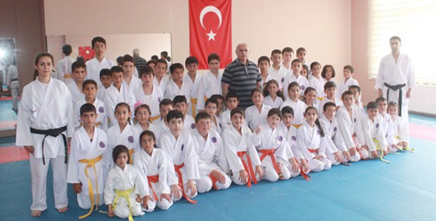Karateye Yoğun İlgi 