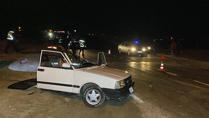 Arazi Aracıyla Çarpıştı İkiye Bölündü 