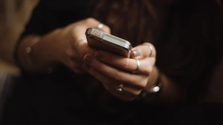 Uzun Süre Cep Telefonu Kullanımı Epilepsiyi Tetikleyebilir