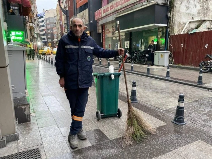 Belediye Temizlik Personeli Alkollü Kişilerce Darbedildi