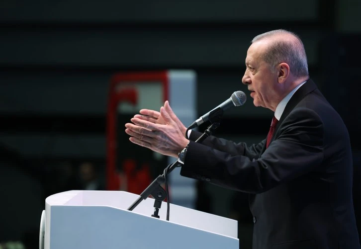 Cumhurbaşkanı Erdoğan: “Teröristle Aynı Dili Konuşan, Terörist Gibi Muamele Görmekten Kaçamaz”