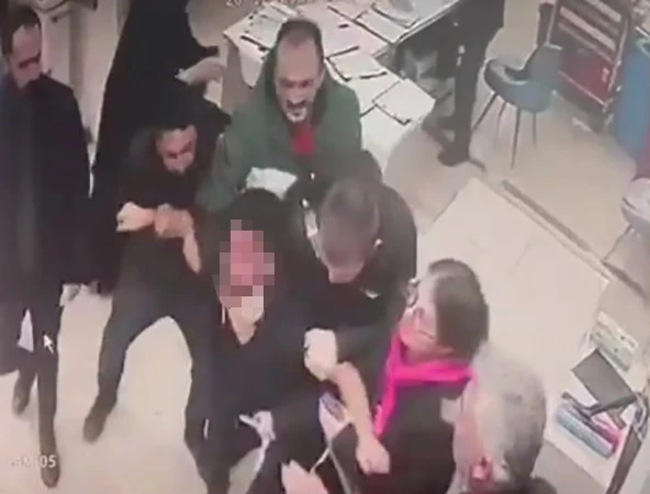 Hasta Yakını, Sağlık Çalışanını Darp Etti
