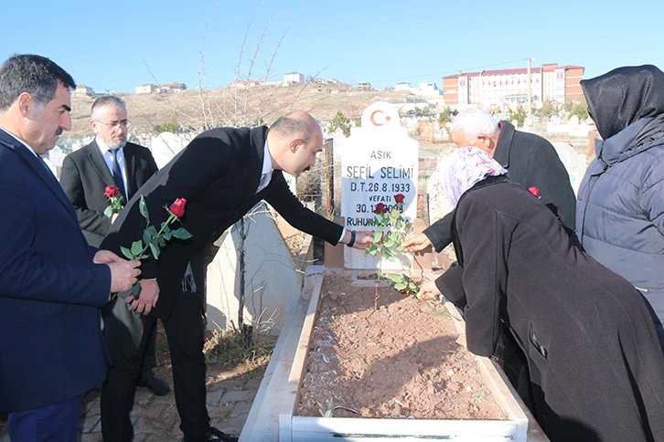 Aşık Sefil Selimi Memleketi Şarkışla'da Anıldı