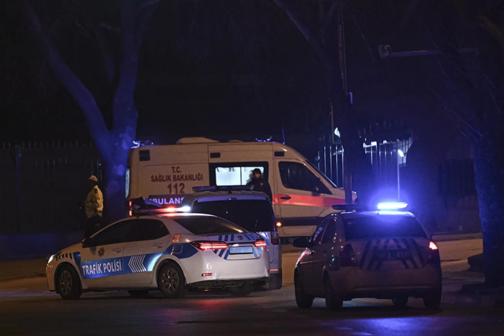 İçişleri Bakanlığı Önünde Hareketli Saatler 