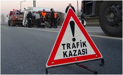  2 Tırın Çarpıştığı Kazada 1 Kişi Yaralandı